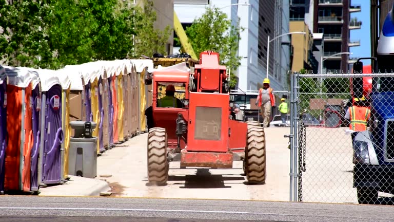 Best Standard Portable Toilet Rental  in Mentone, CA